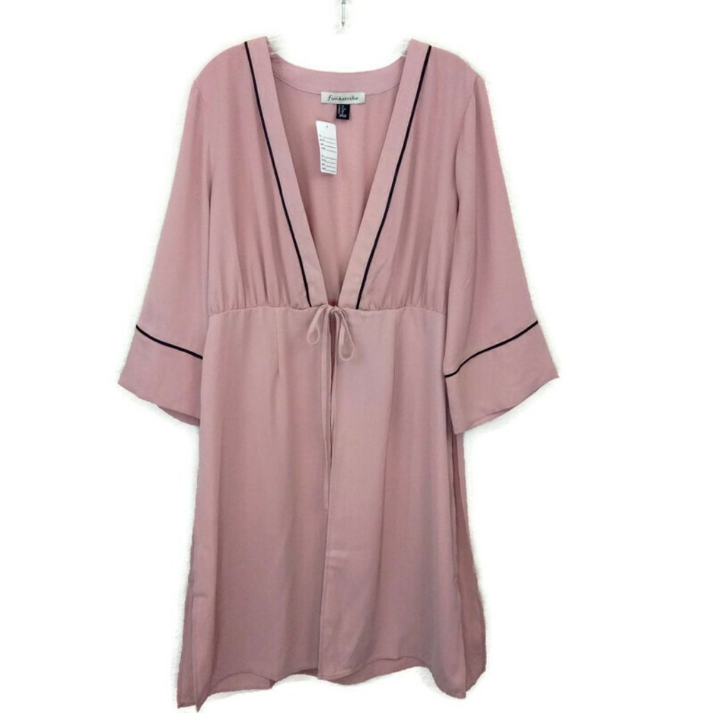 Funkitribe Blush Piped Slit Front Tie Kimono Robe
